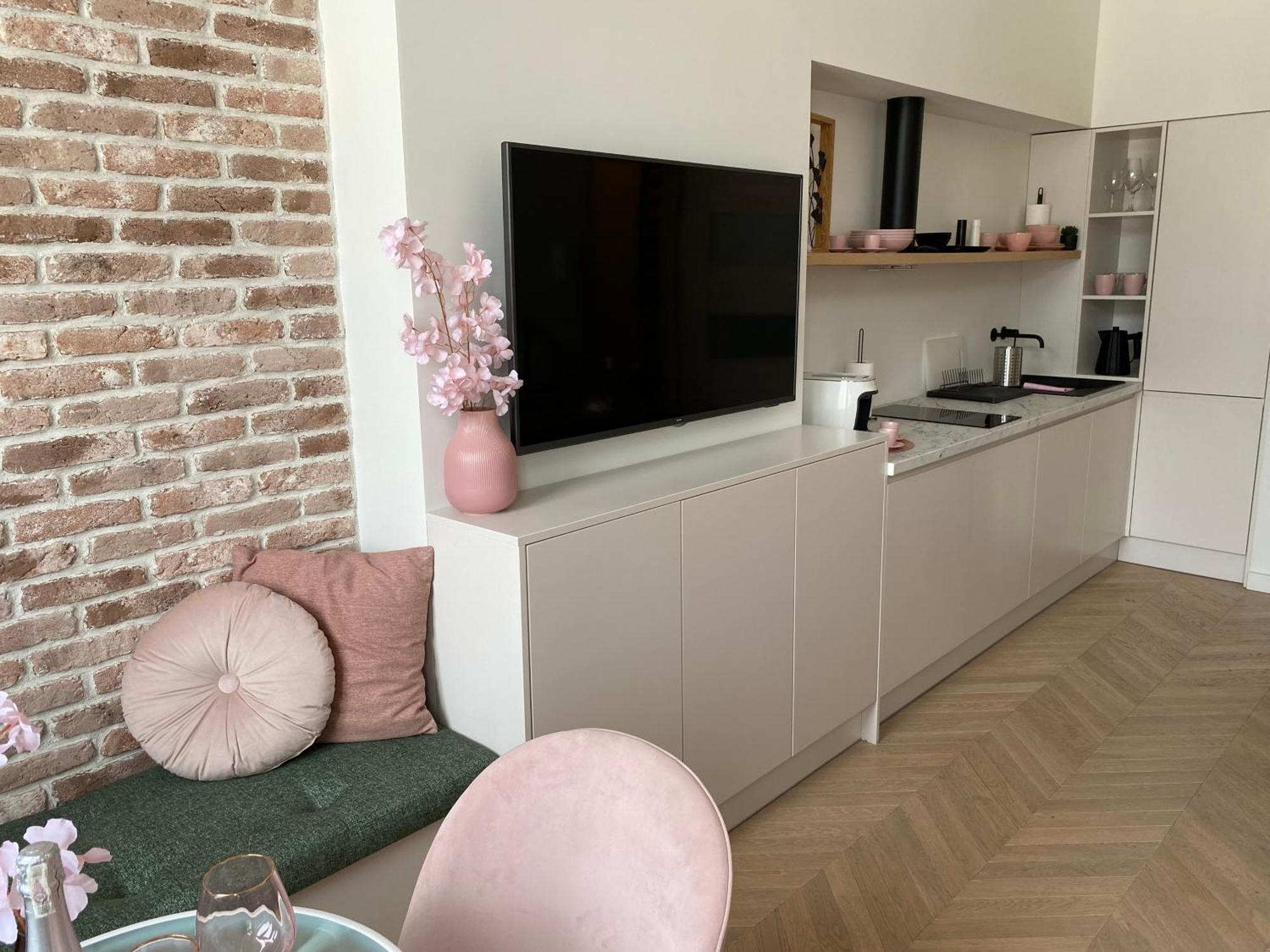 Royal Rose Apartment - Old Town Kraków Zewnętrze zdjęcie